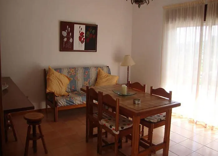 Πανσιόν Vale Do Sol 3*